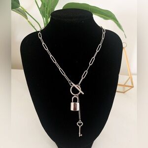 Stainless steel paperclip heart lock necklace